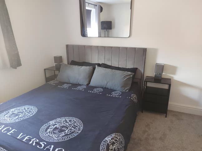 Double Room/Bedsit Main Photo