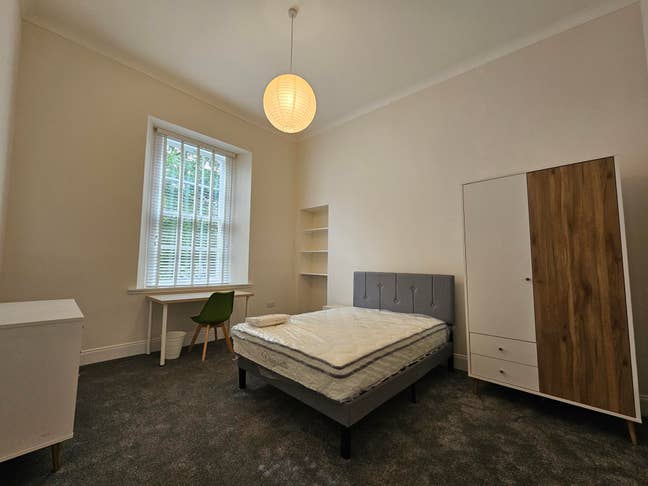 Student Brand New Refurbished Rooms Available Main Photo