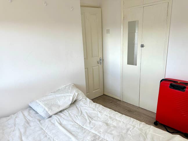 Spacious Double Room in Bromley  Main Photo