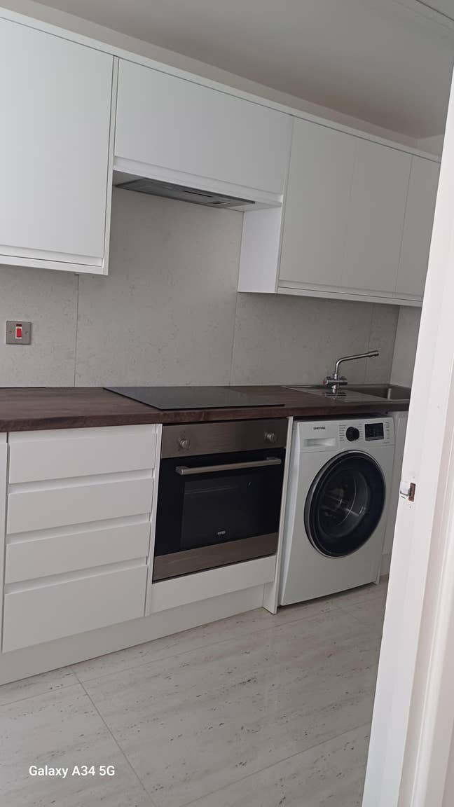 Double  Room  to  let  Main Photo
