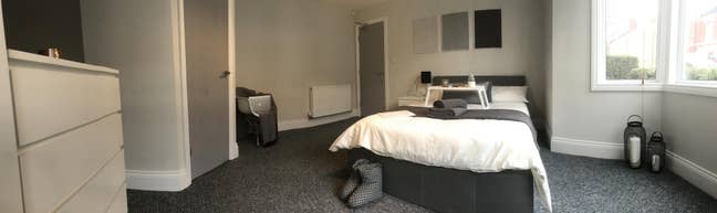 Mordern Double En Suite Room in Newcastle  Main Photo
