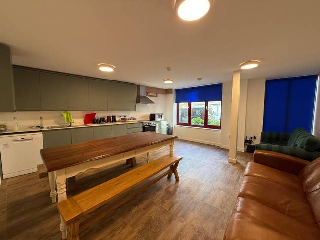 New sharer property by St Peters Church Main Photo