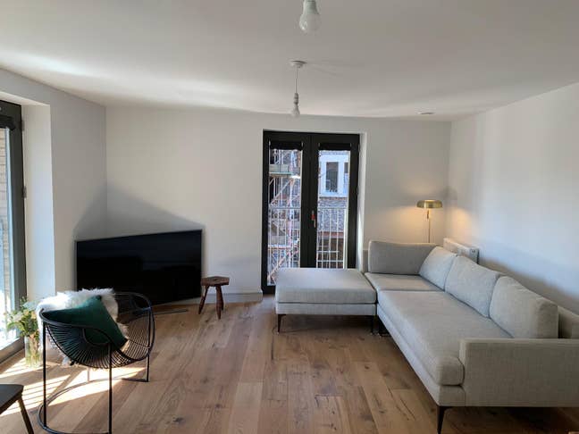 2 bed 2 bath harbourside apartment Bristol  Main Photo