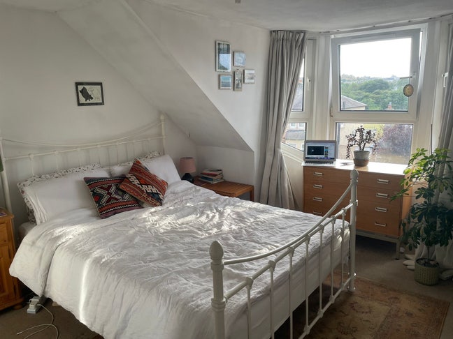 Homey Room in Beautiful Colony House in Leith Main Photo