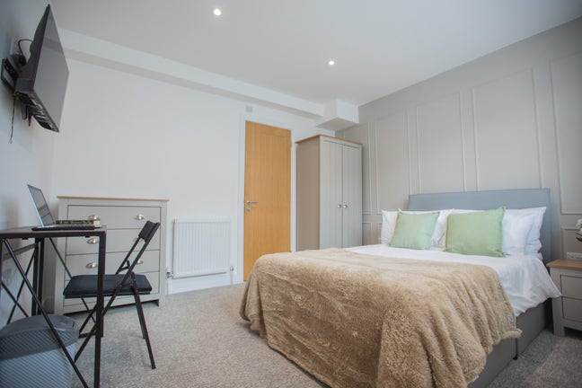 Luxury Brand New HMO Rooms Main Photo