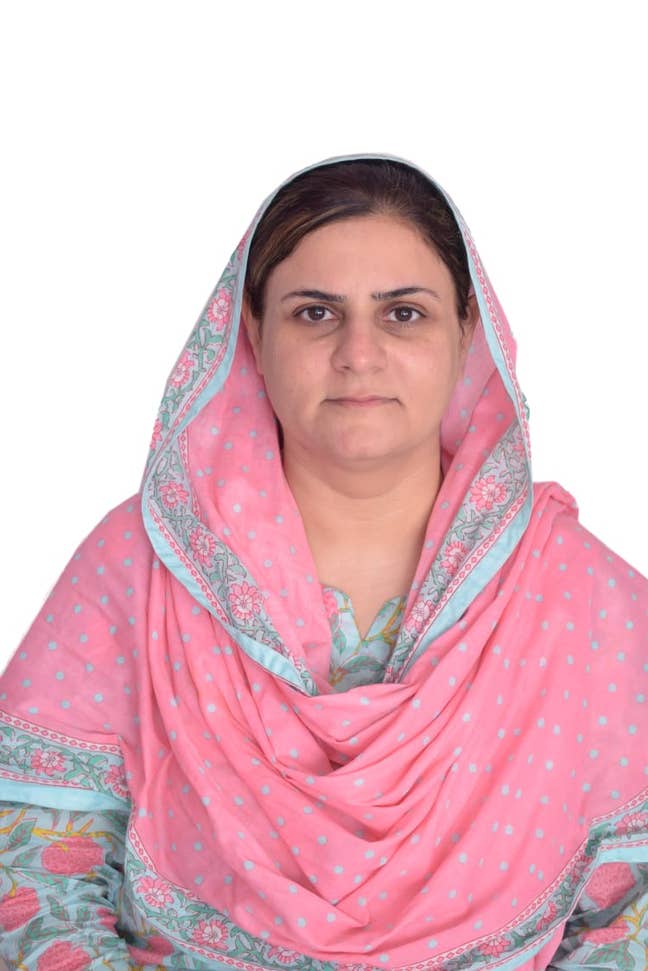 Looking for a single room as a female doctor  Main Photo