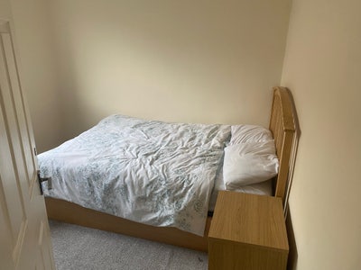 Short term room to let  Main Photo