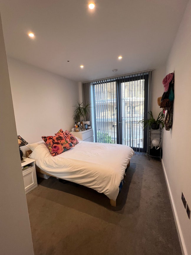 Double room to rent from October  Main Photo