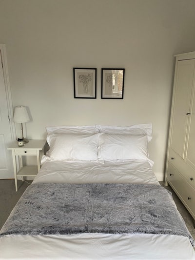 Large room in all girl house, Sutton Coldfield Main Photo