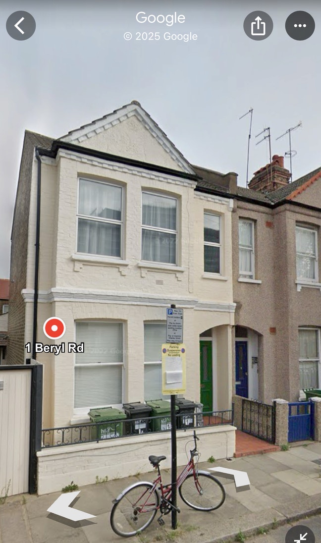 Single room for rent in shared house Main Photo