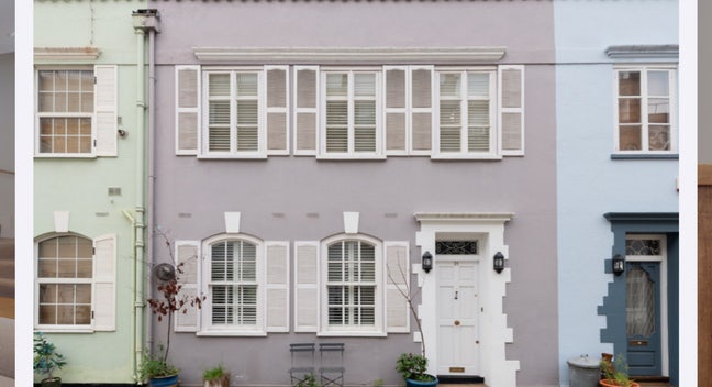 Mews house room for sale Main Photo