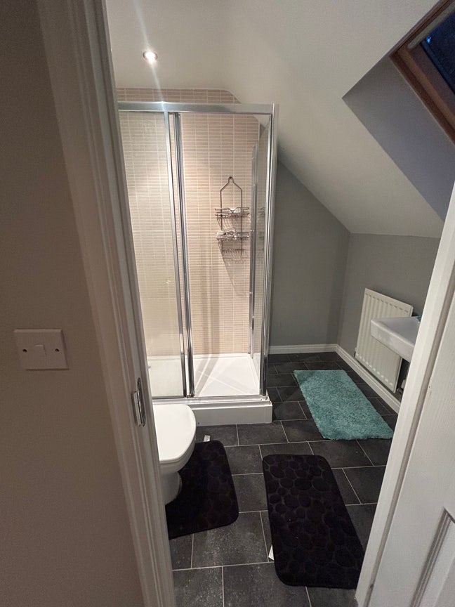 Double room with en-suite  Main Photo