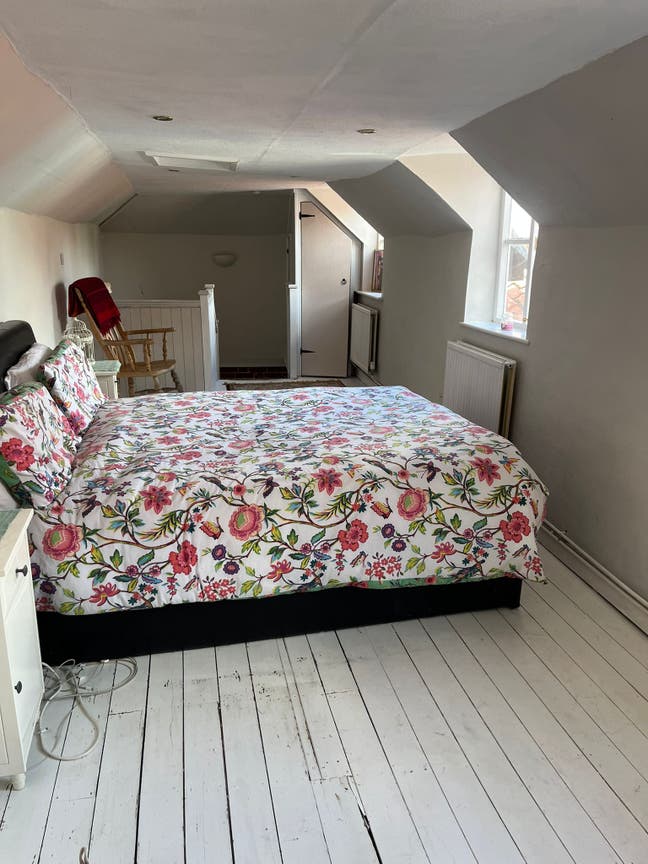 Spacious King-Size Room to Rent in Ixworth Main Photo