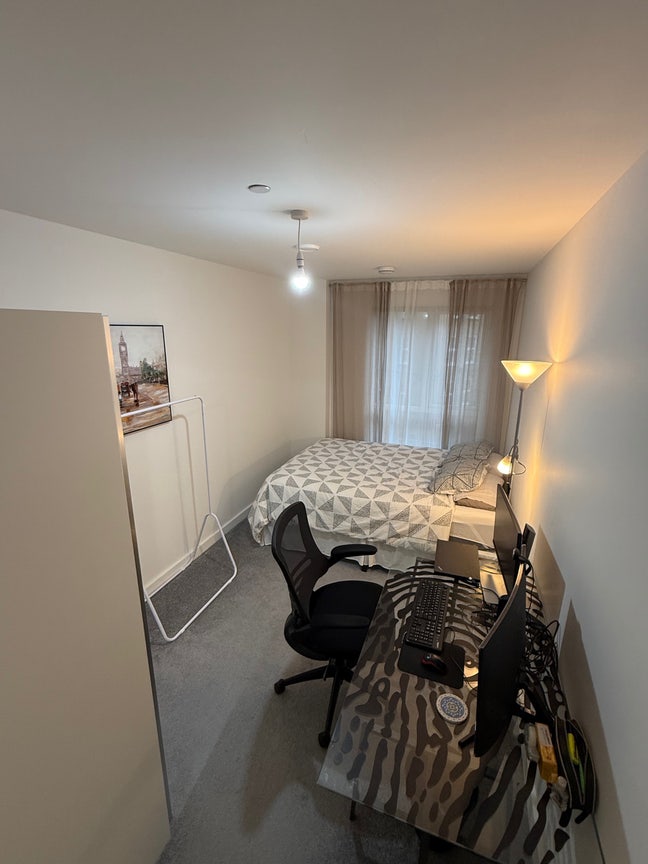 Cozy North London Flat with Own Bathroom Main Photo