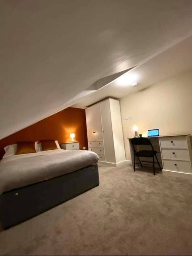 Stunning Double Bedroom Available ✨ Main Photo