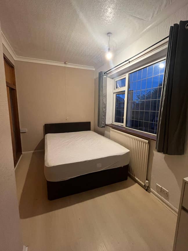 4 Bedroom end terrace property Main Photo