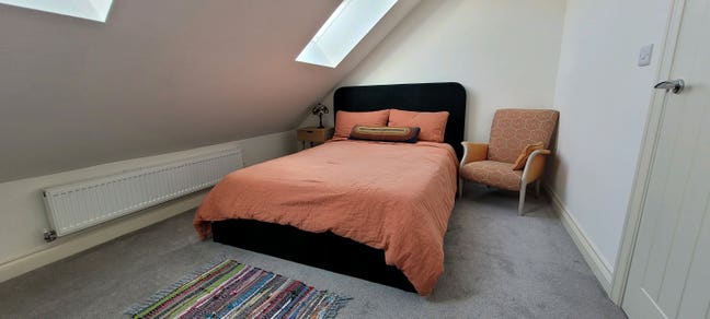 Double loft room with private bathroom Main Photo