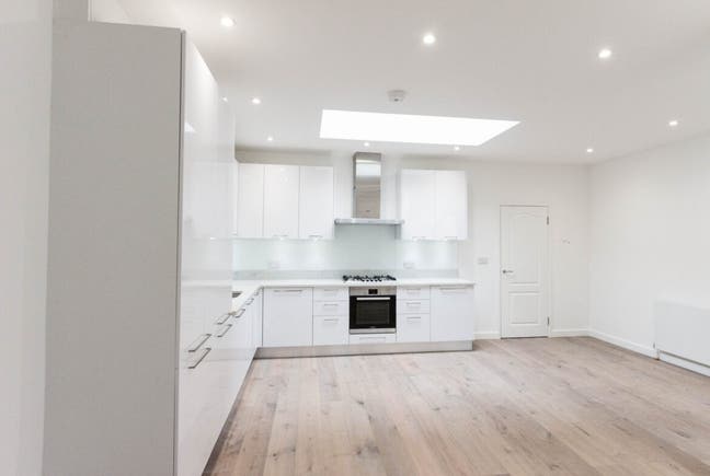 2 bed in Hereford Road, Bayswater, W2 Main Photo