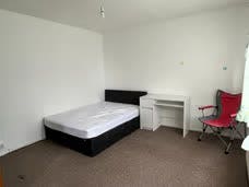 4 bedroom student house Main Photo