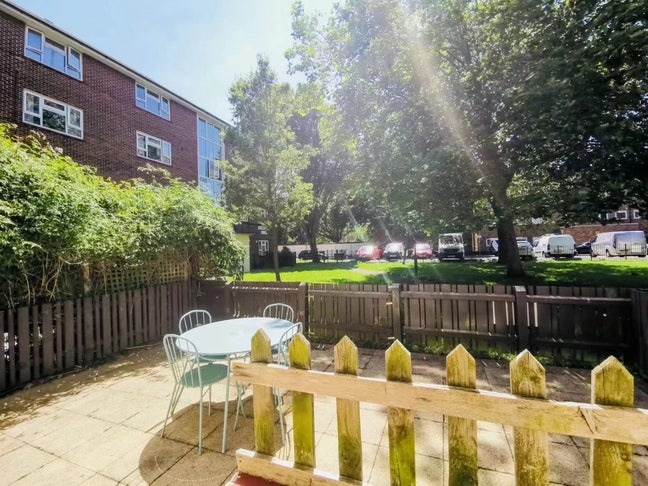 2 double bedrooms near Portsmouth uni Main Photo