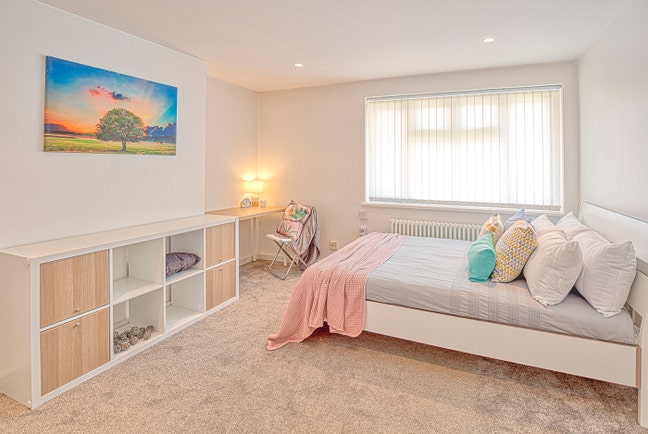 Impressive Double Room in a Stylish Flat Main Photo