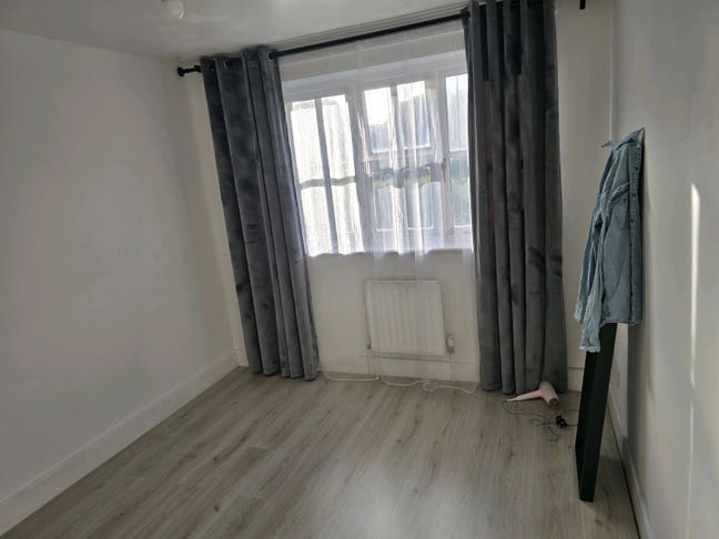 Room Main Photo