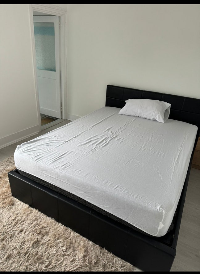 2 X Double Room Ensuit Available in Medway  Main Photo