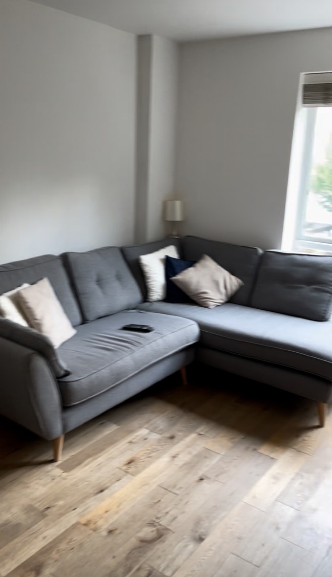 Spacious 2-Bed, 2-Bath Flat – £800 PCM  Main Photo