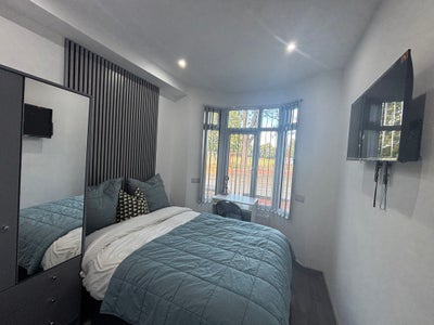 Stunning Ensuite Room Coming Soon Main Photo