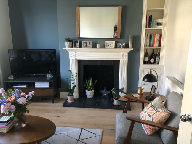 One month rental for one bed flat Clapham South Main Photo