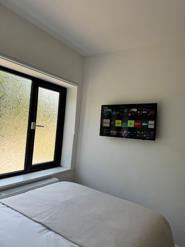 Room in a shared house. Main Photo