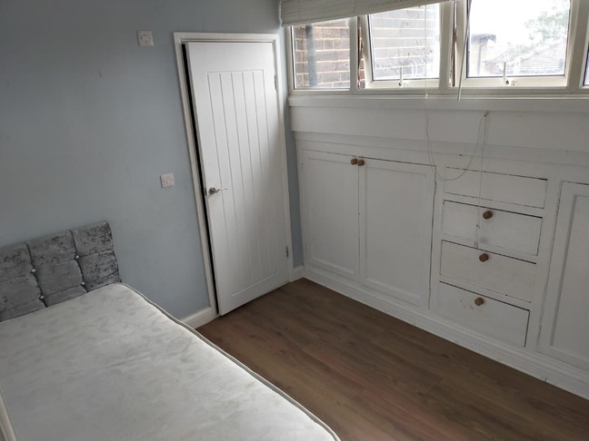 Double room with ensuite available  Main Photo