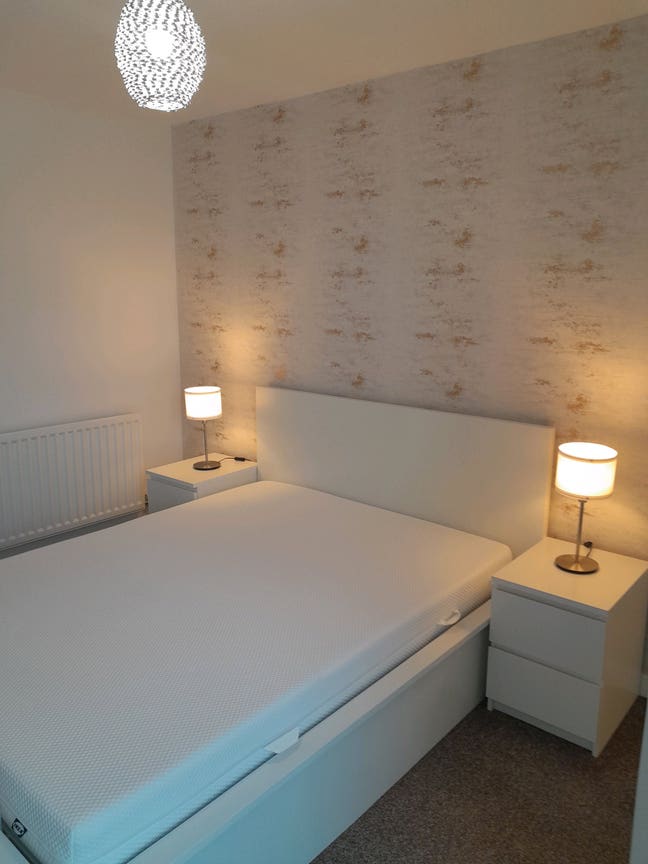 Doible room with en-suite in Colindale Main Photo