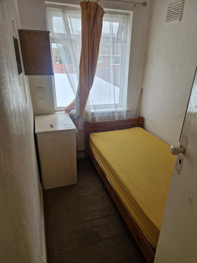 Single Room available for Rent in – UB3 4PB Main Photo