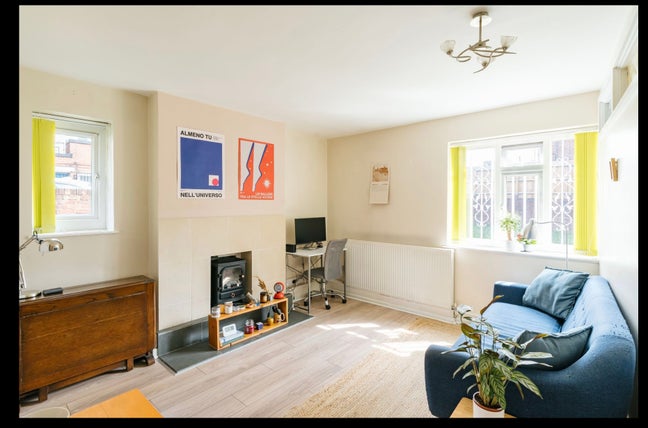 1 bed flat/garden heart of Allen Road Stokey Main Photo
