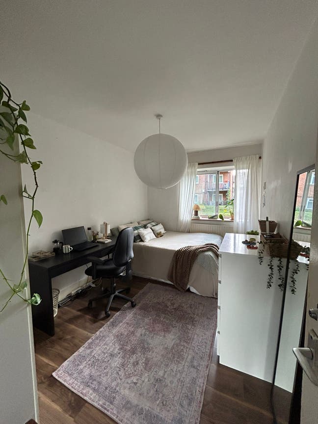 Great Double room in Bethnal Green 2 min Station Main Photo