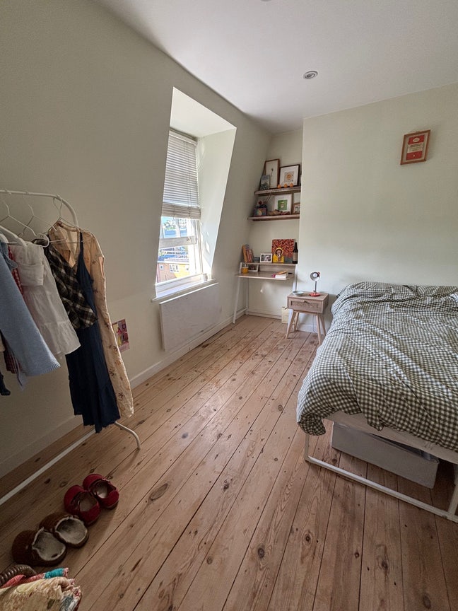 Gorgeous flat next to London fields Main Photo