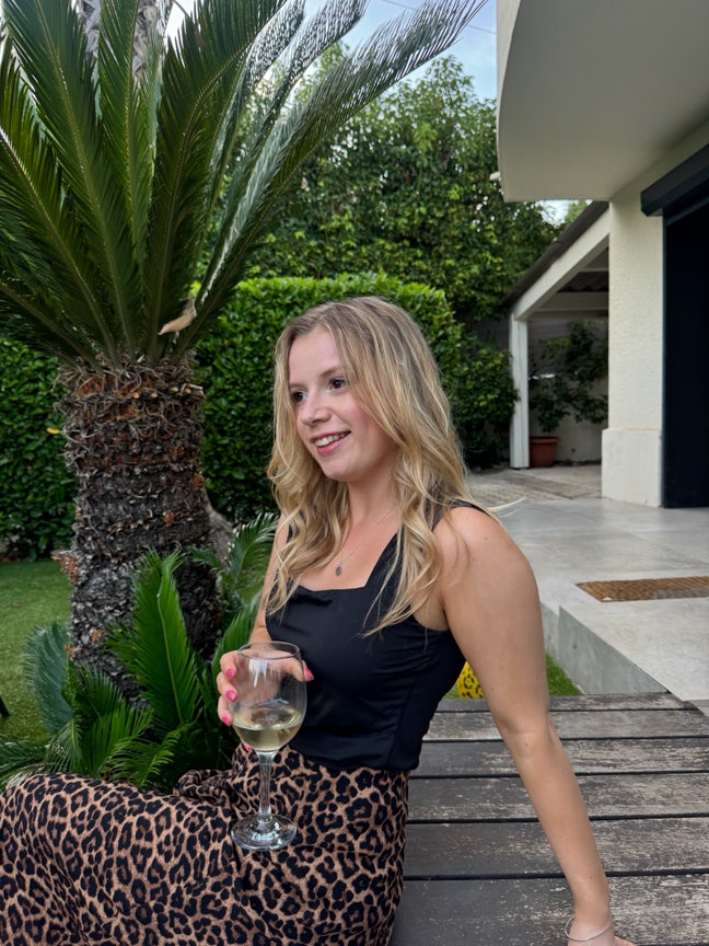 Looking for modern en-suite / buddy-up for a 2 bed Main Photo