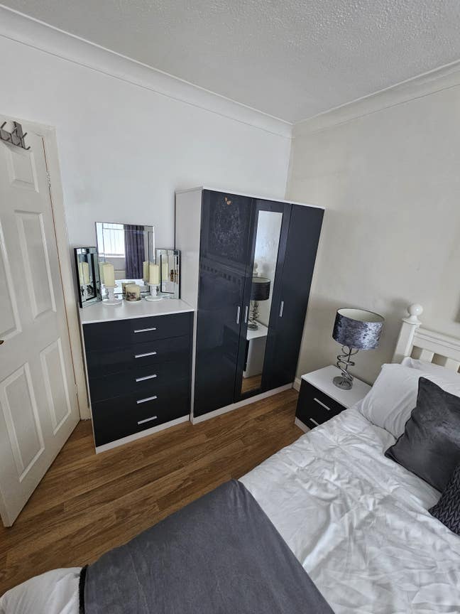Double room to rent Main Photo