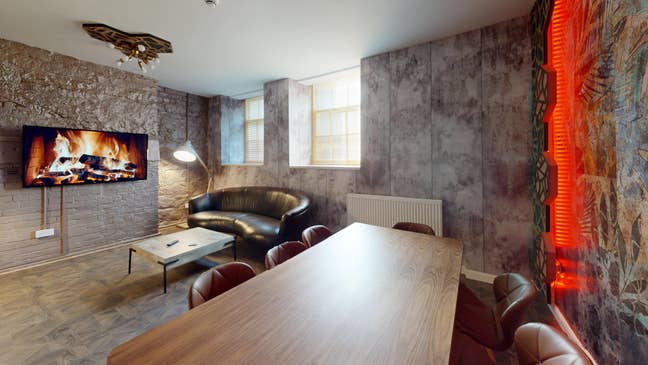 Professional Preferred Apartment in City Center Main Photo