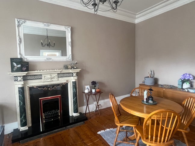 1 bedroom opening in 2 bed flat Main Photo