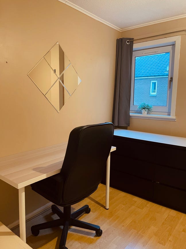 Calton - Single bedroom Main Photo