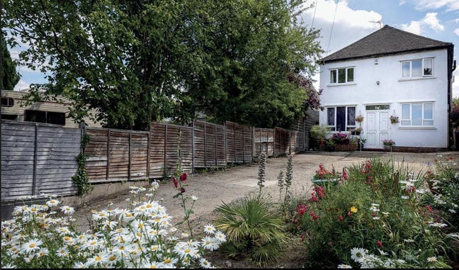 Two Bright Rooms in Spacious Headington Home Main Photo