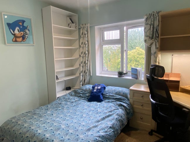Student room, fully furnish excellent connections Main Photo