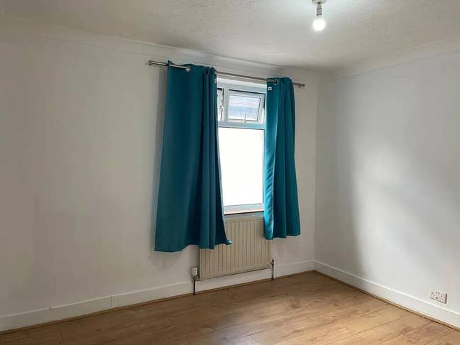 Room for rent in Romford Main Photo