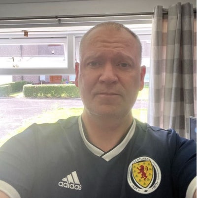 Looking for double room in house or flat Main Photo