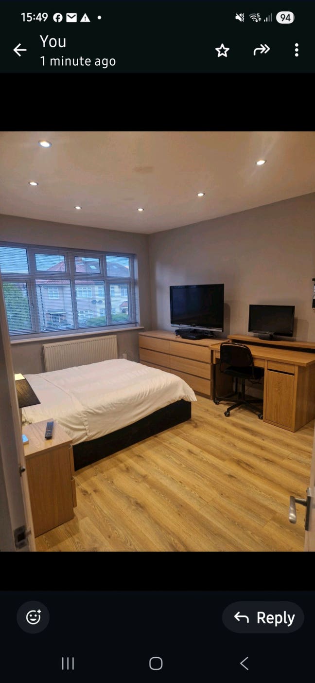 Room Main Photo