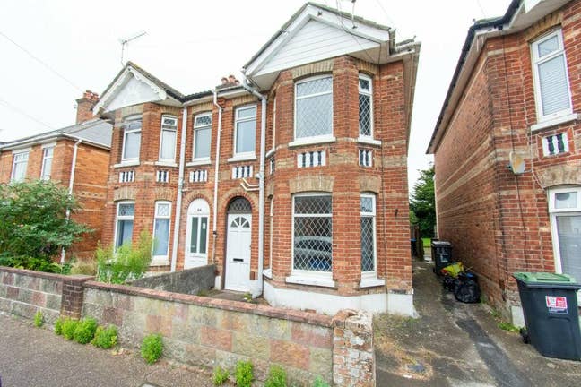 Double Rooms in a Shared House, Cardigan Road Main Photo