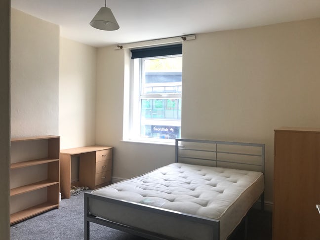 Room in shared house on Ecclesall Road Main Photo