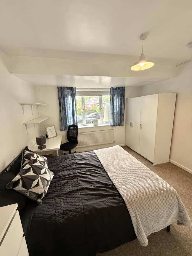 Harborne Location - Gorgeous Rooms - Dss Welcome Main Photo
